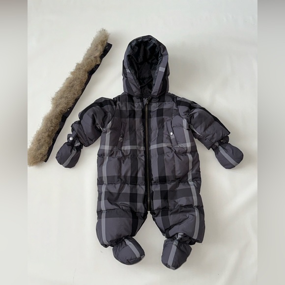 Burberry Baby Snowsuit  - 3 months - Picture 2 of 11